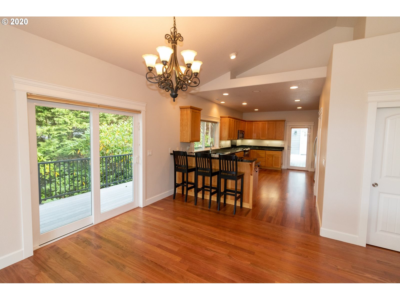 90 Sailors Ravine Court Florence, OR 97439 - Photo 10 of 32 Dining Area