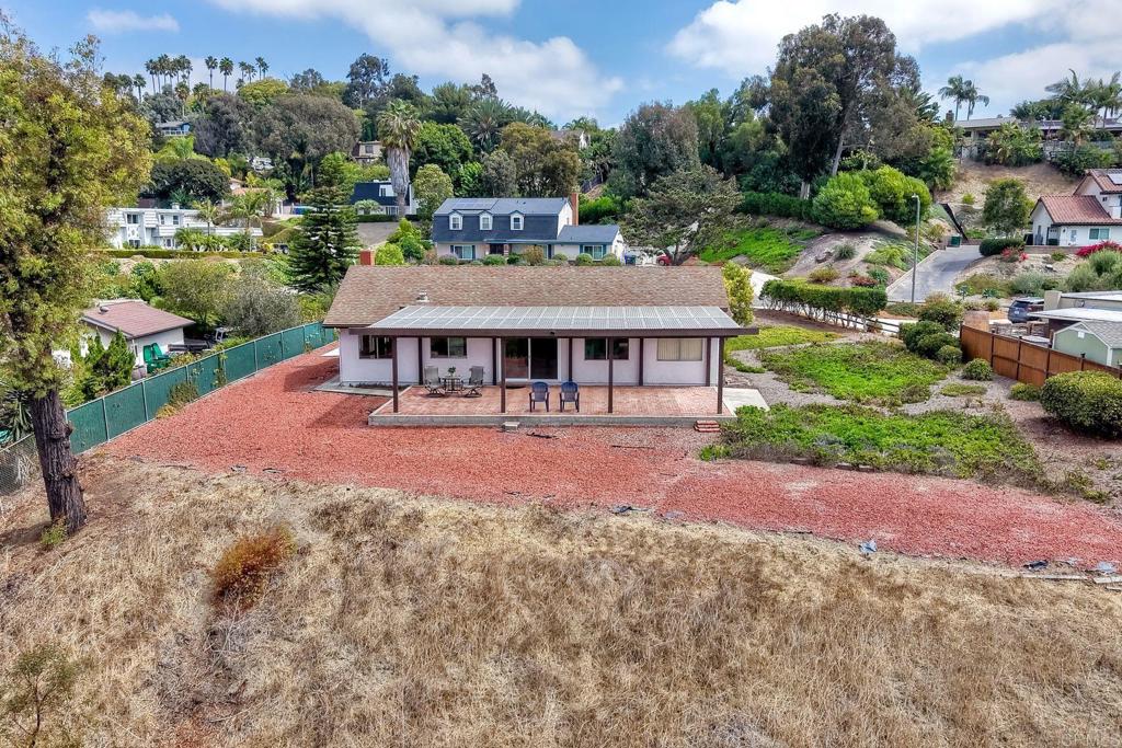 2233 Valley Road Oceanside, CA 92056 - Photo 6 of 35 Gallery Image 6