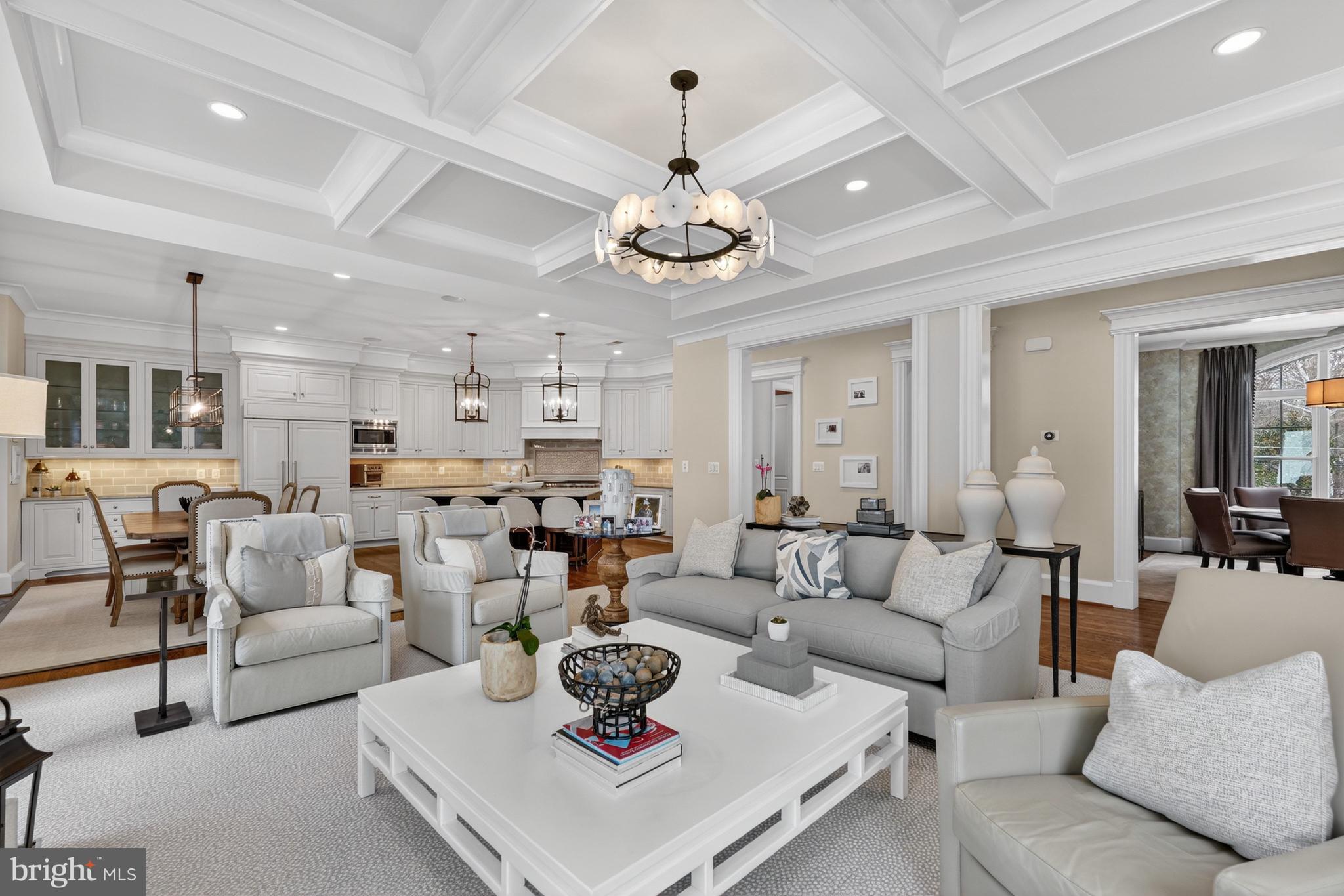 1420 Kurtz Road McLean, VA 22101 - Photo 13 of 39 Family Room