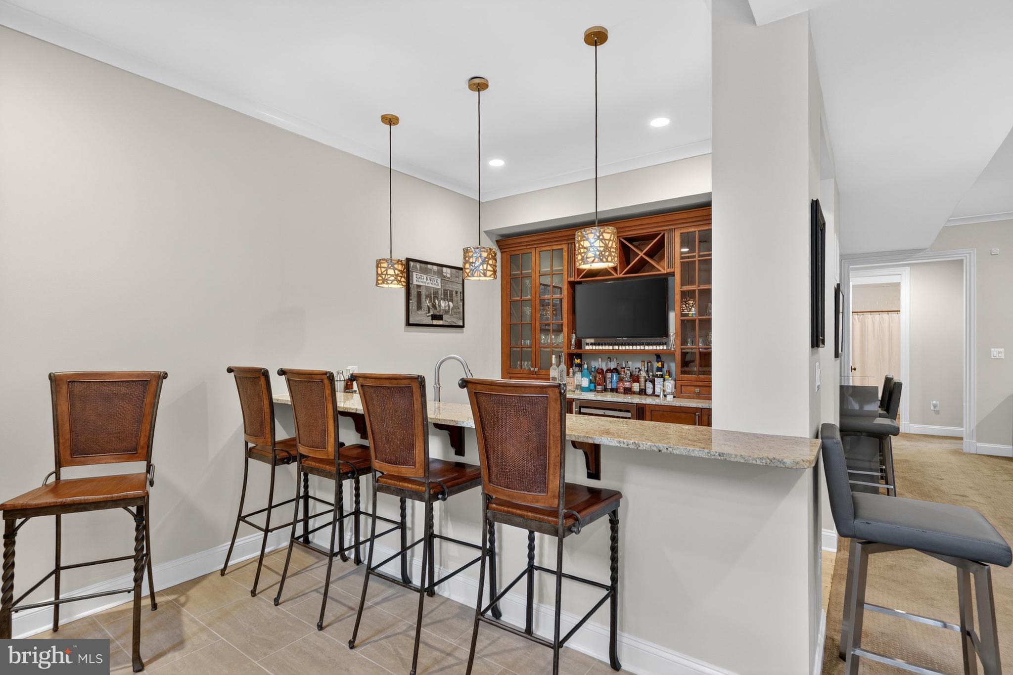 1420 Kurtz Road McLean, VA 22101 - Photo 29 of 39 Wet Bar