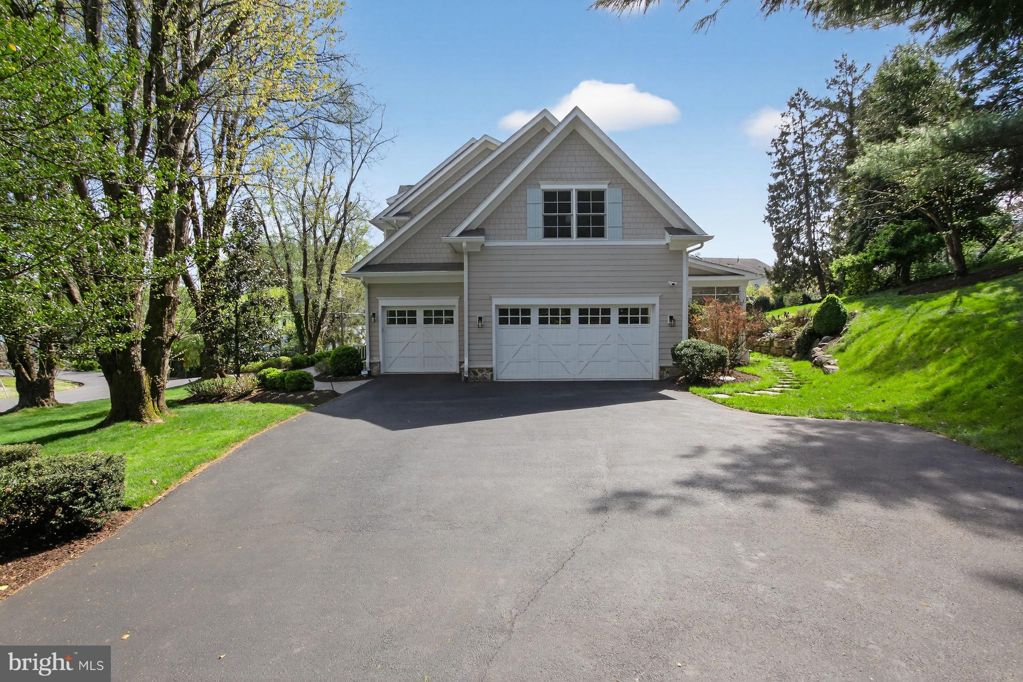 1420 Kurtz Road McLean, VA 22101 - Photo 39 of 39 Spacious 3-Car Garage