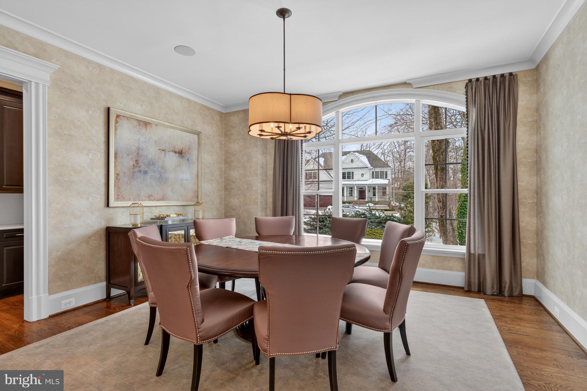 1420 Kurtz Road McLean, VA 22101 - Photo 4 of 36 Dining Room