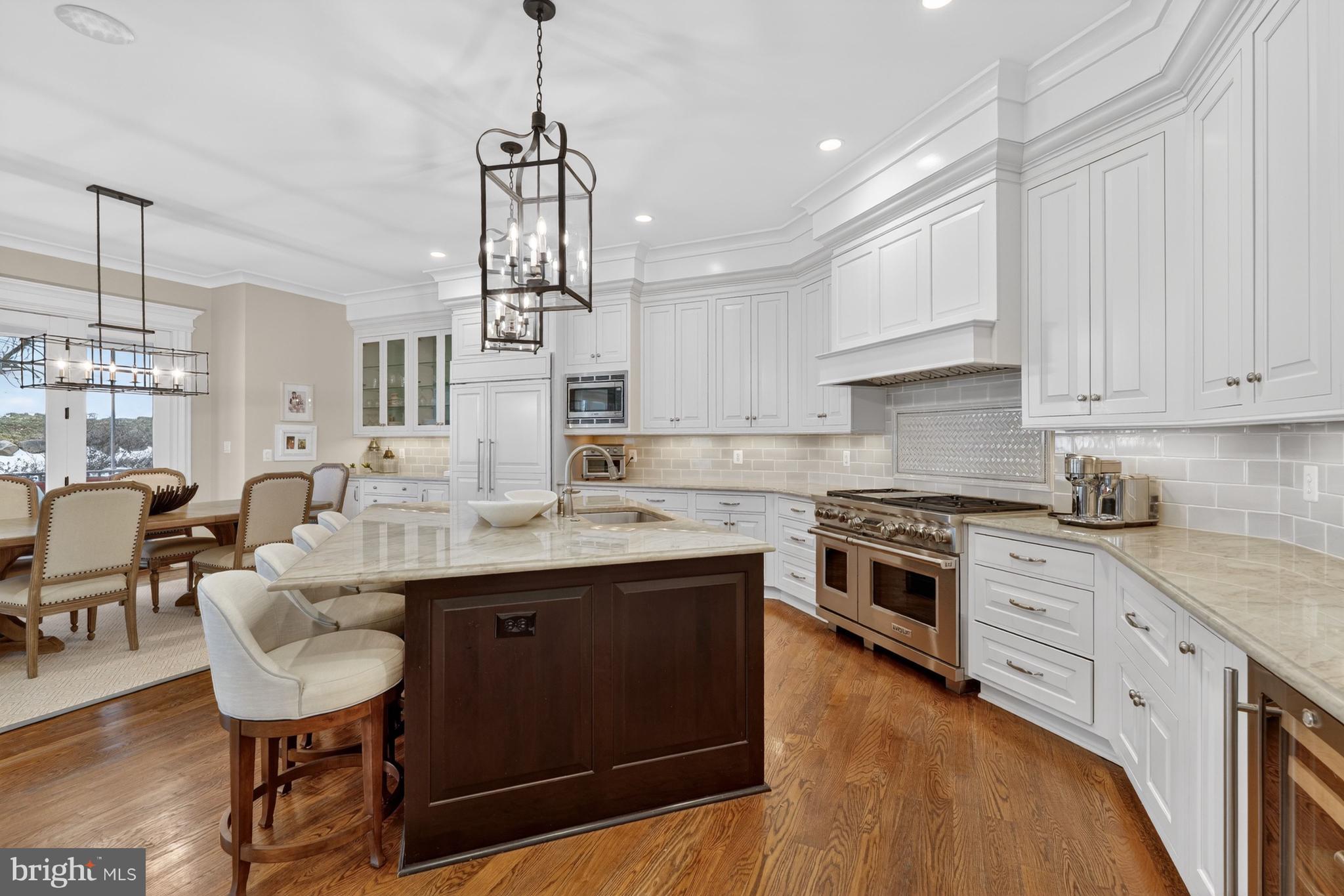 1420 Kurtz Road McLean, VA 22101 - Photo 7 of 36 Kitchen