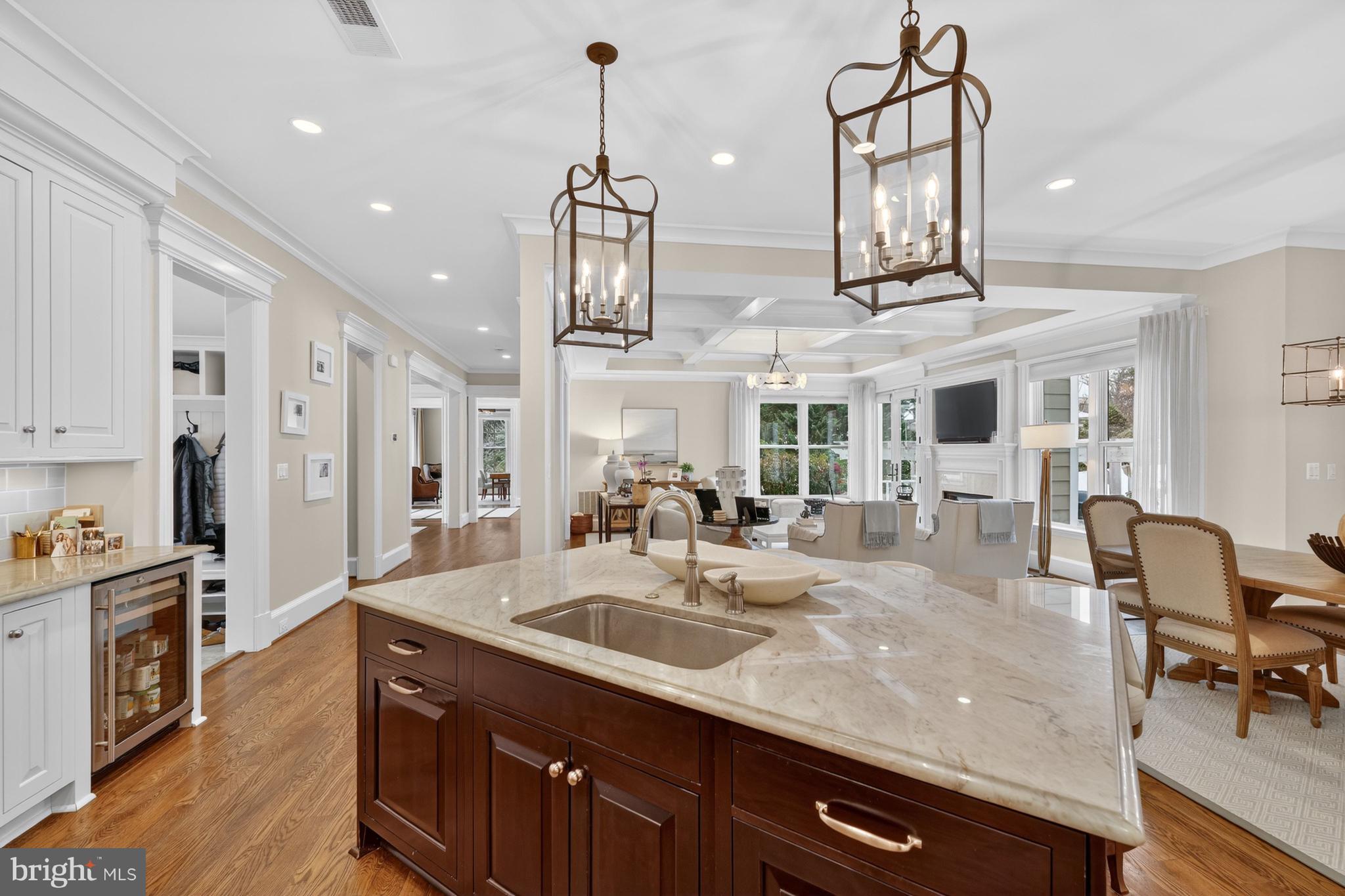 1420 Kurtz Road McLean, VA 22101 - Photo 10 of 39 Kitchen