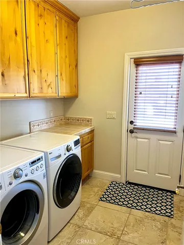 $1,295,000 | 170 Nutwood Circle, Paso Robles, CA 93446