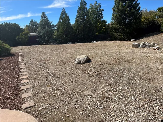 $1,295,000 | 170 Nutwood Circle, Paso Robles, CA 93446