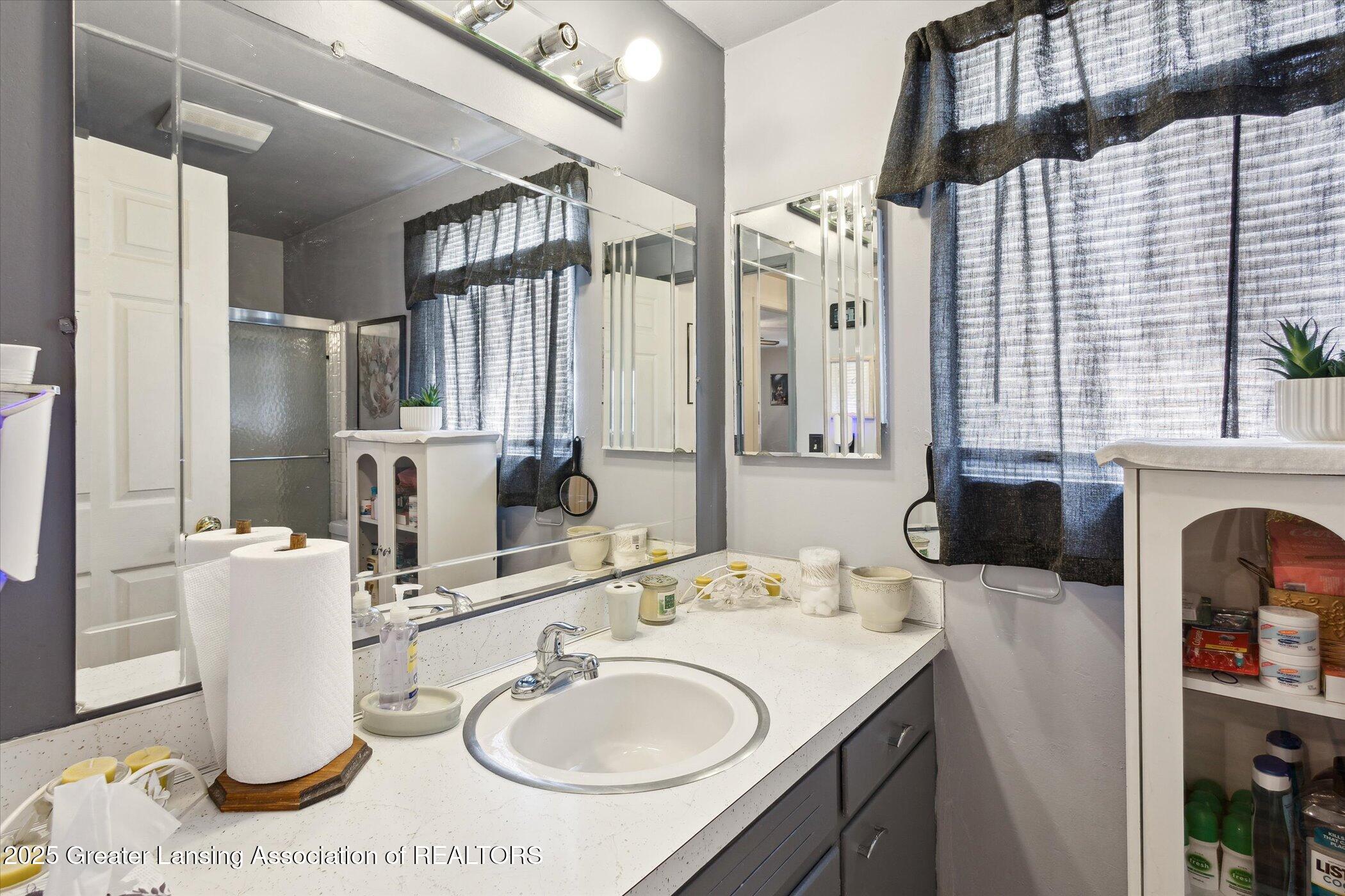 3321 Hepfer Road Lansing, MI 48911 - Photo 22 of 39 26-3321-Hepfer-Rd-Lansing-MI-48911-Windo