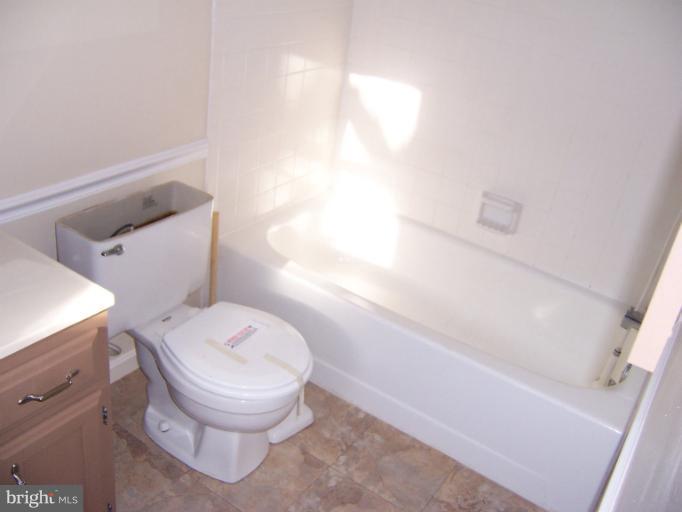 10653 Gordon Road Spotsylvania, VA 22553 - Photo 12 of 12 Bath (Master)