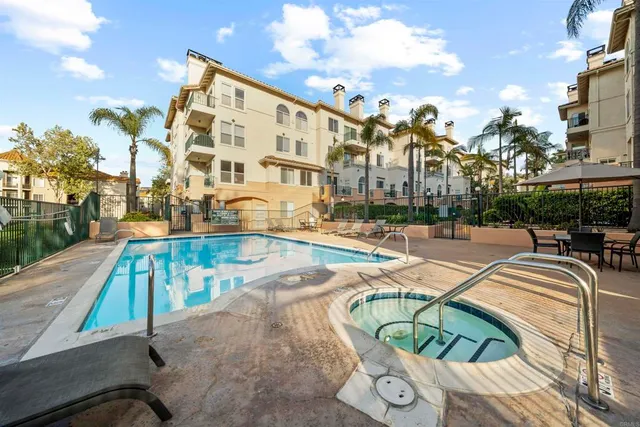$760,000 | 640 Camino De La Reina, Unit 1309, San Diego, CA 92108