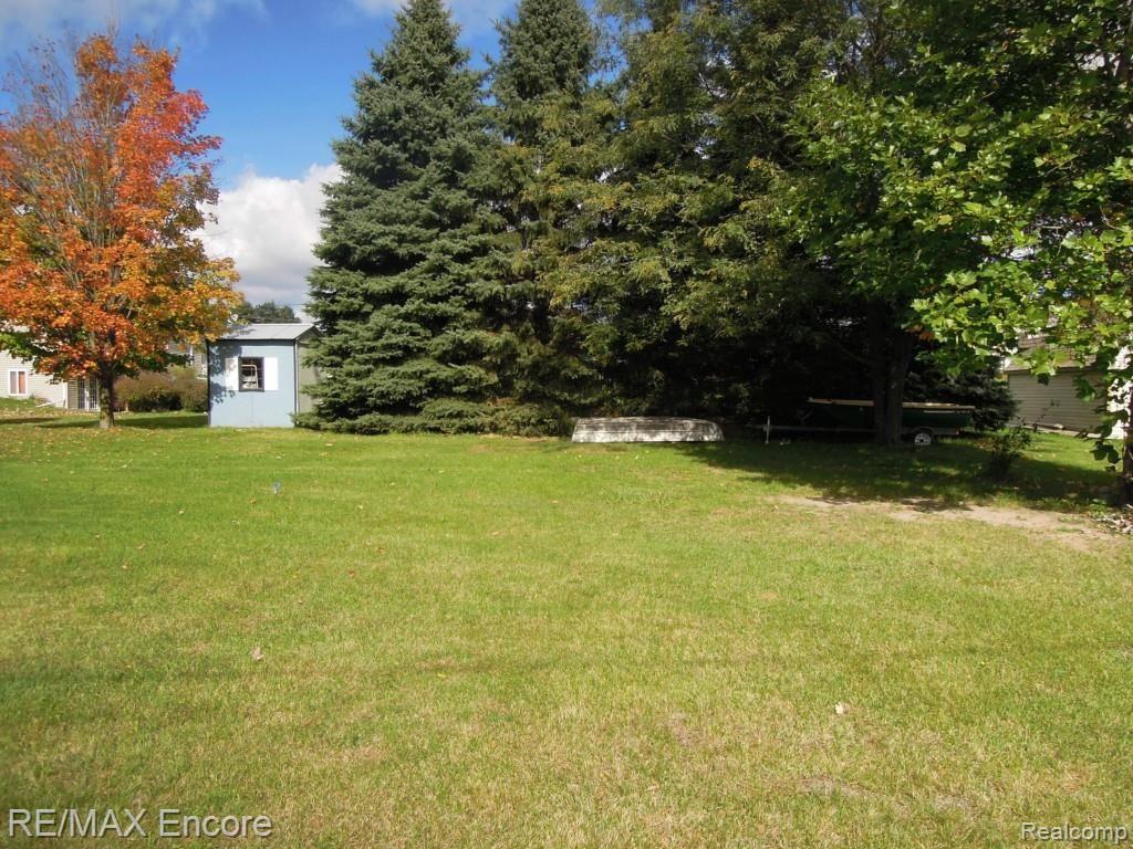 615 South Baldwin Road Oxford, MI 48371 - Photo 12 of 67 DSCN9035.jpg