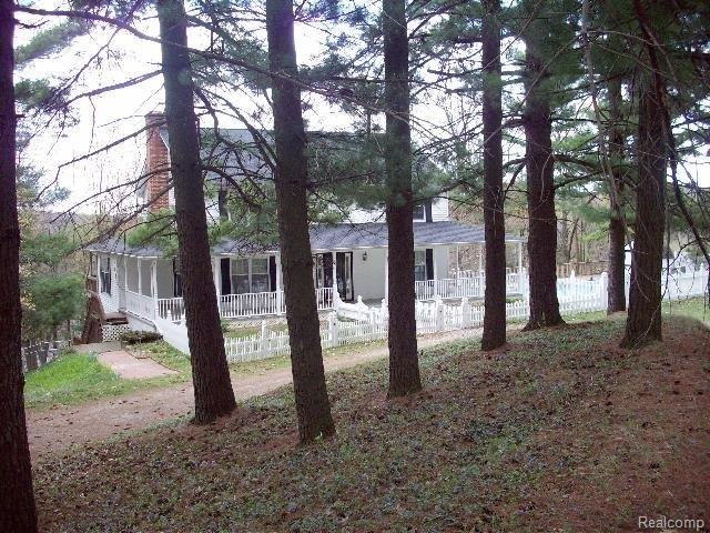 5770 Havens Road Dryden, MI 48428 - Photo 2 of 25 2 view from Road.jpg