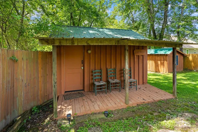 $460,000 | 6 Frisby Street, Fletcher, NC 28732