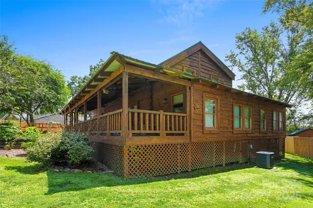 $460,000 | 6 Frisby Street, Fletcher, NC 28732