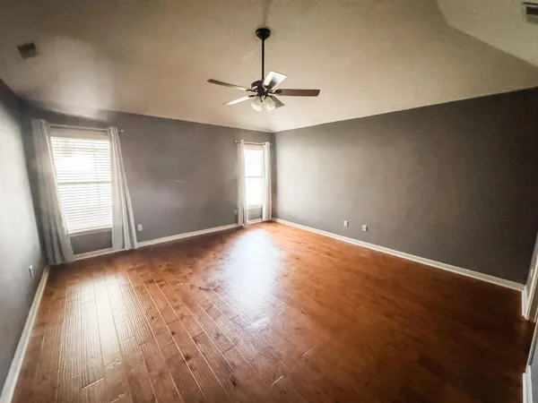 $2,400 | 284 Holly Cove, Collierville, TN 38017