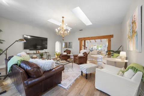 $4,650,000 | 122 Lighthouse Drive, Jupiter Inlet Colony, FL 33469