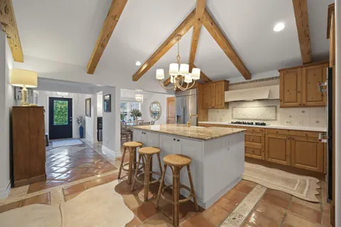 $4,650,000 | 122 Lighthouse Drive, Jupiter Inlet Colony, FL 33469