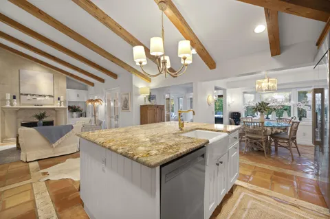 $4,650,000 | 122 Lighthouse Drive, Jupiter Inlet Colony, FL 33469