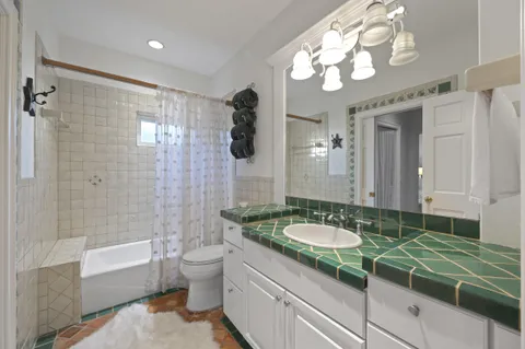 $4,450,000 | 122 Lighthouse Drive, Jupiter Inlet Colony, FL 33469