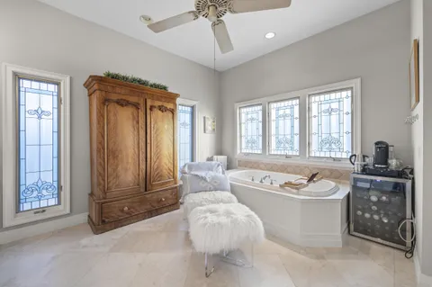 $4,650,000 | 122 Lighthouse Drive, Jupiter Inlet Colony, FL 33469