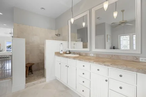 $4,650,000 | 122 Lighthouse Drive, Jupiter Inlet Colony, FL 33469