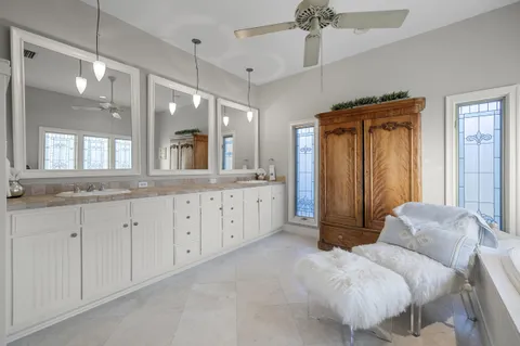$4,450,000 | 122 Lighthouse Drive, Jupiter Inlet Colony, FL 33469