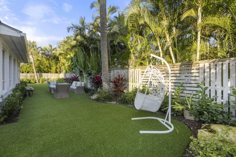 $4,650,000 | 122 Lighthouse Drive, Jupiter Inlet Colony, FL 33469
