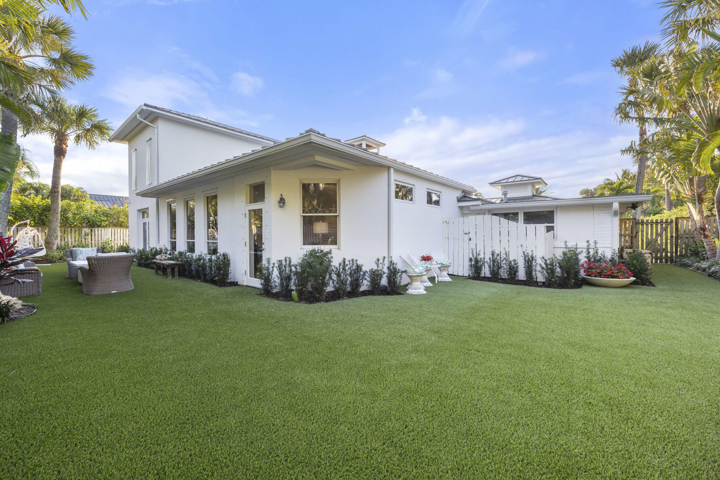 122 Lighthouse Drive Jupiter Inlet Colony, FL 33469 - Photo 49 of 76 49_8p3a5496