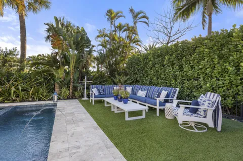 $4,450,000 | 122 Lighthouse Drive, Jupiter Inlet Colony, FL 33469