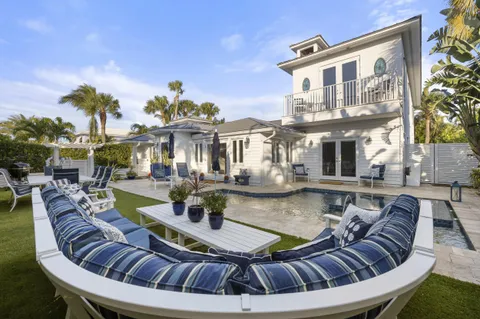$4,450,000 | 122 Lighthouse Drive, Jupiter Inlet Colony, FL 33469