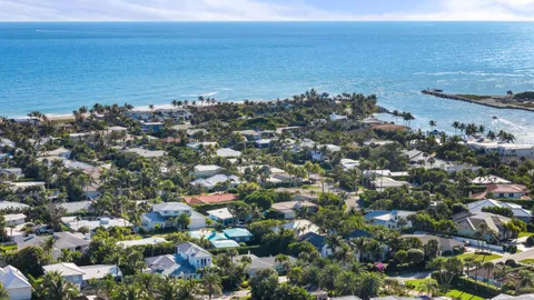 $4,650,000 | 122 Lighthouse Drive, Jupiter Inlet Colony, FL 33469