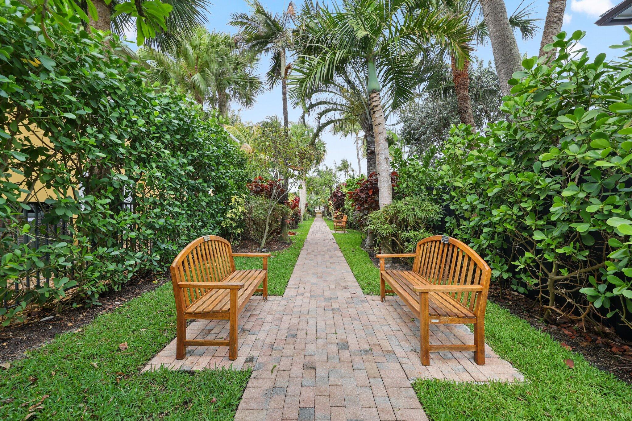 122 Lighthouse Drive Jupiter Inlet Colony, FL 33469 - Photo 7 of 84 1G5A4304.jpg-SMALL