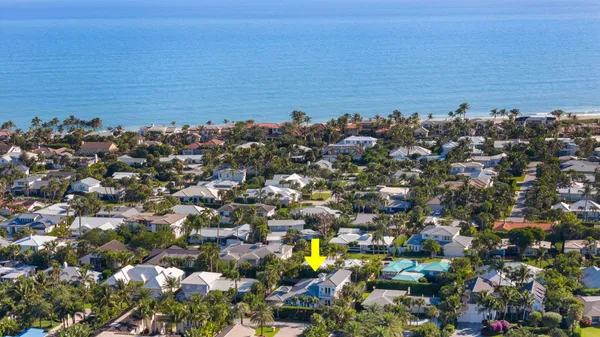 $4,450,000 | 122 Lighthouse Drive, Jupiter Inlet Colony, FL 33469