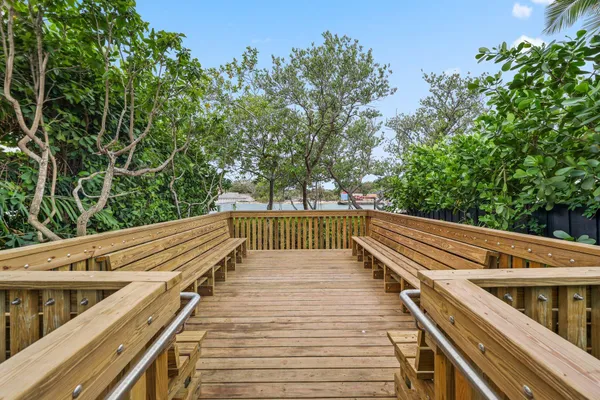 $4,450,000 | 122 Lighthouse Drive, Jupiter Inlet Colony, FL 33469