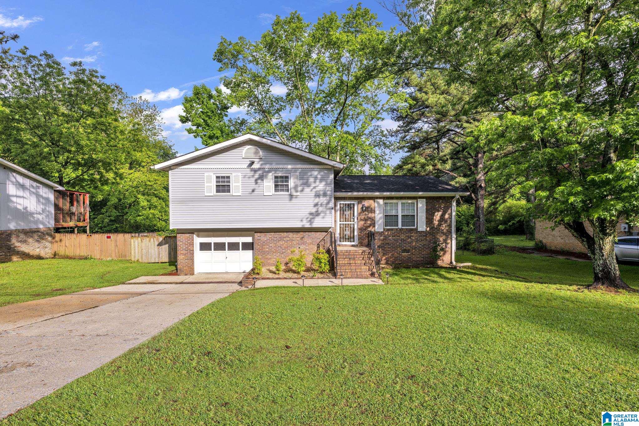 1716 Old Springville Road Birmingham, AL 35215 - Photo 1 of 18