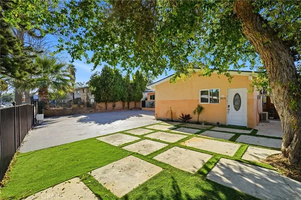 $1,099,000 | 18114 Schoenborn Street, Northridge, CA 91325