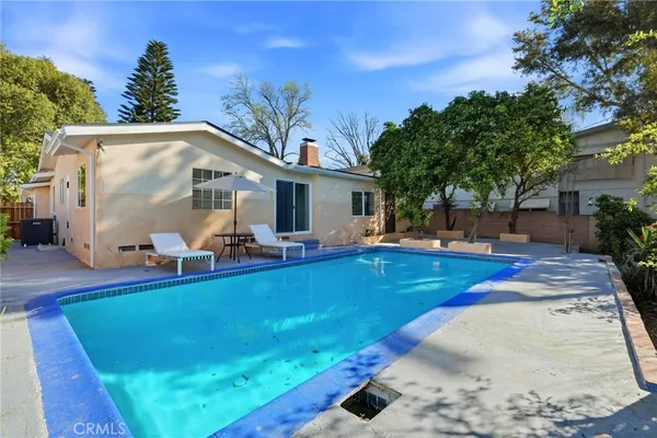 $1,099,000 | 18114 Schoenborn Street, Northridge, CA 91325