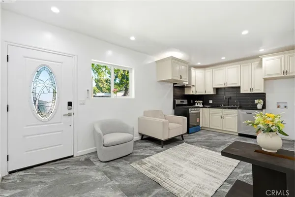 $1,099,000 | 18114 Schoenborn Street, Northridge, CA 91325