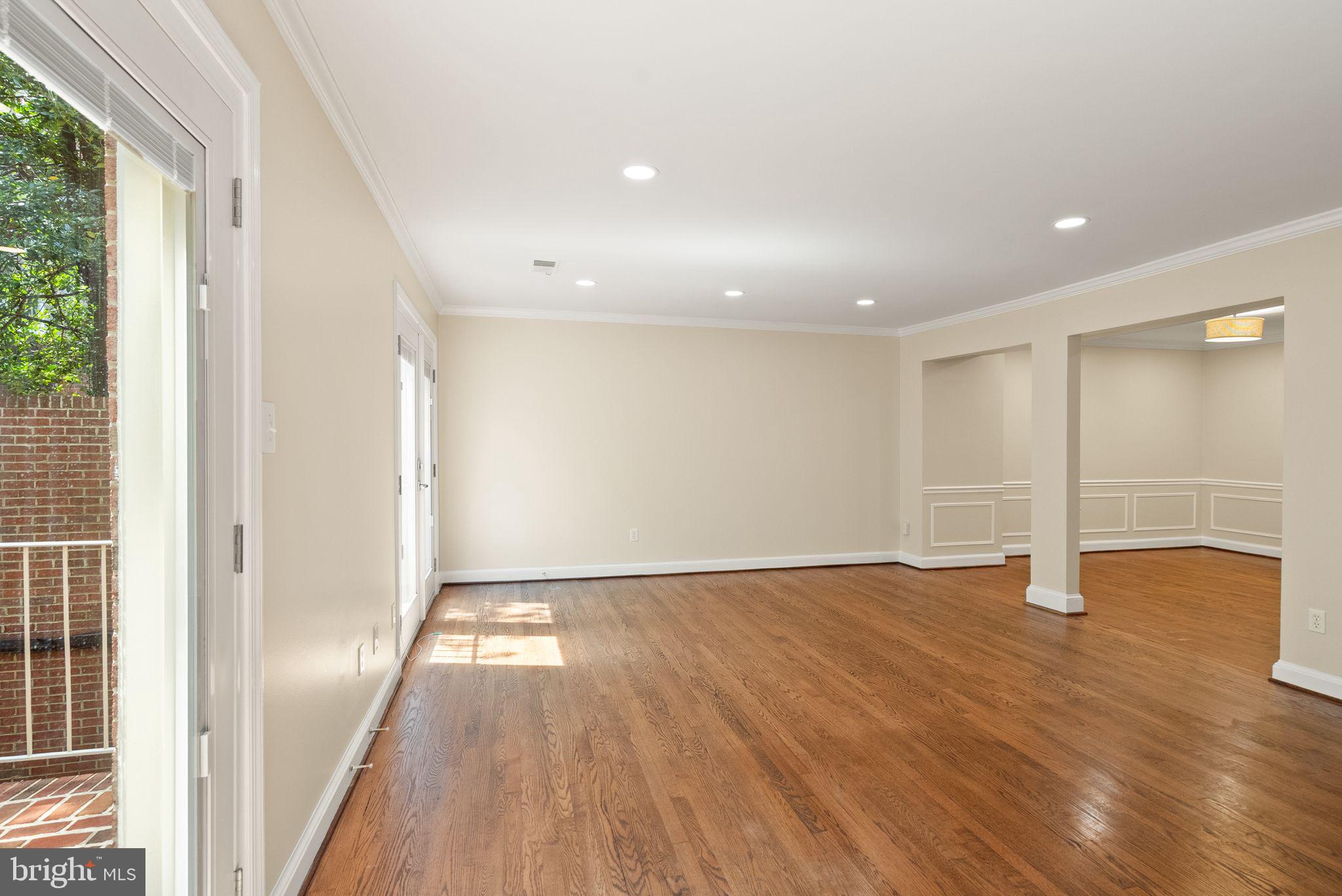 2345 South Rolfe Street Arlington, VA 22202 - Photo 19 of 75 Living room to dining room