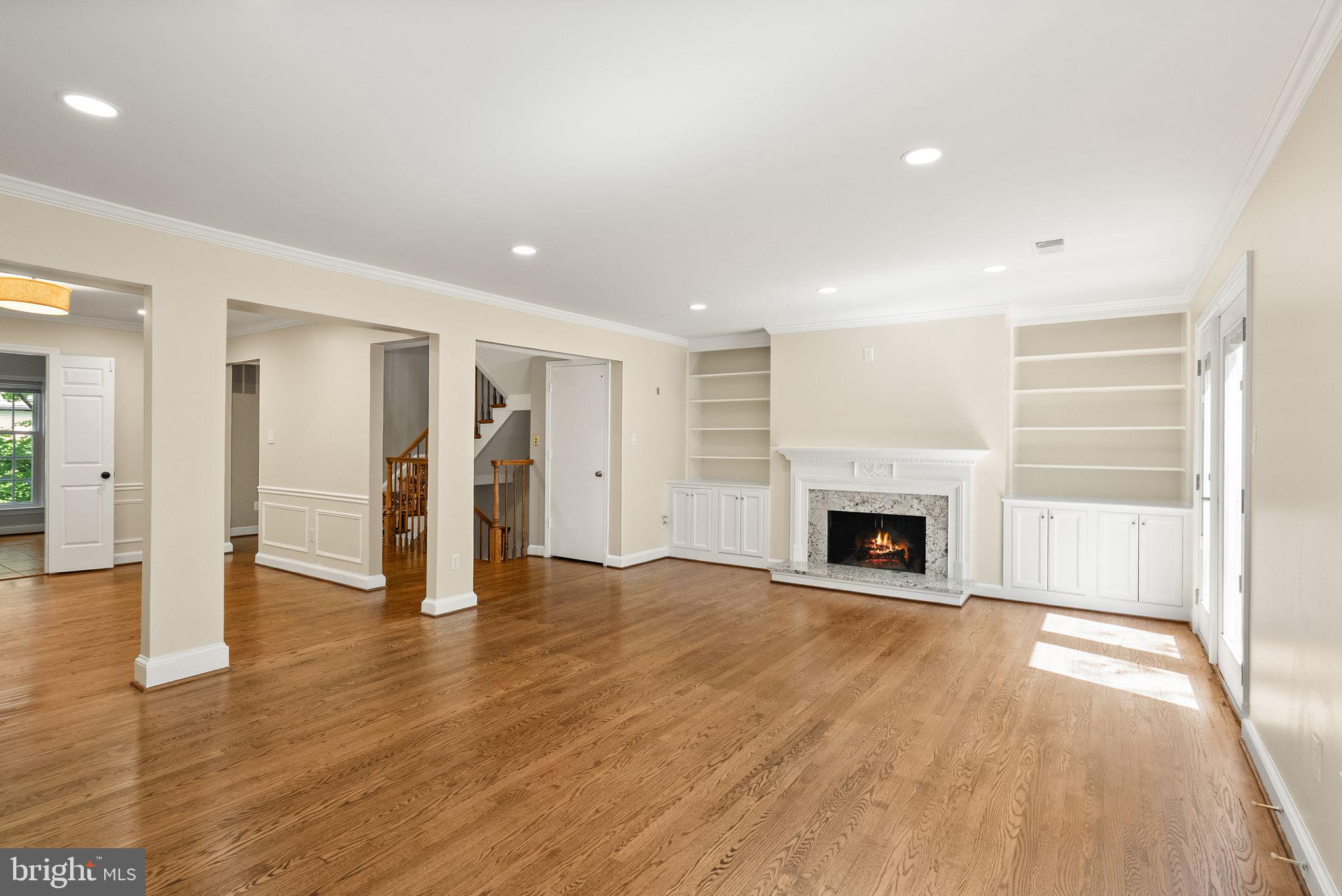 2345 South Rolfe Street Arlington, VA 22202 - Photo 20 of 75 Living room