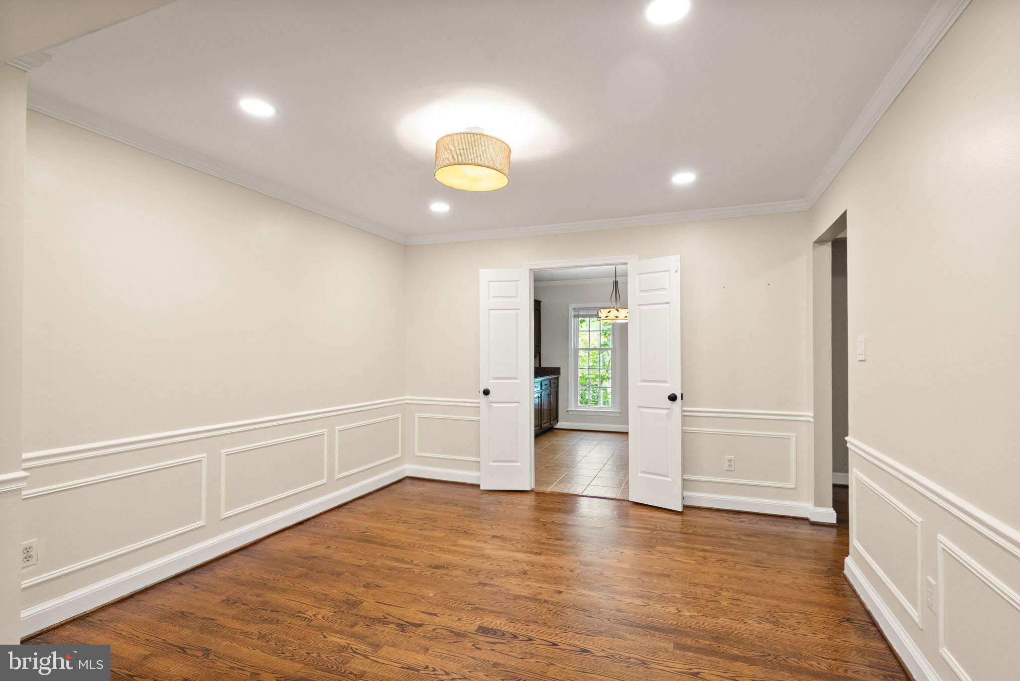 2345 South Rolfe Street Arlington, VA 22202 - Photo 23 of 75 Dining area