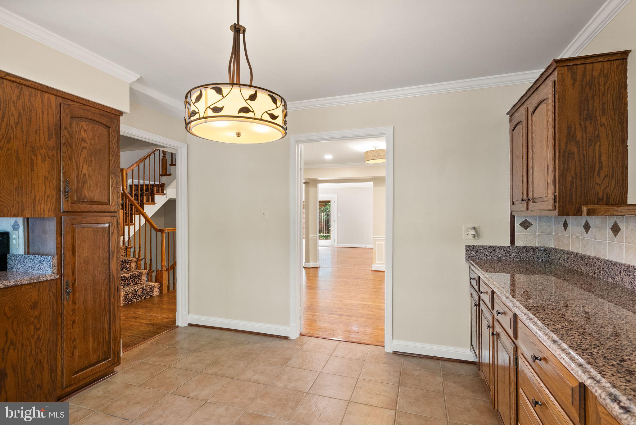 2345 South Rolfe Street Arlington, VA 22202 - Photo 28 of 75 Breakfast Nook leading to Dining area