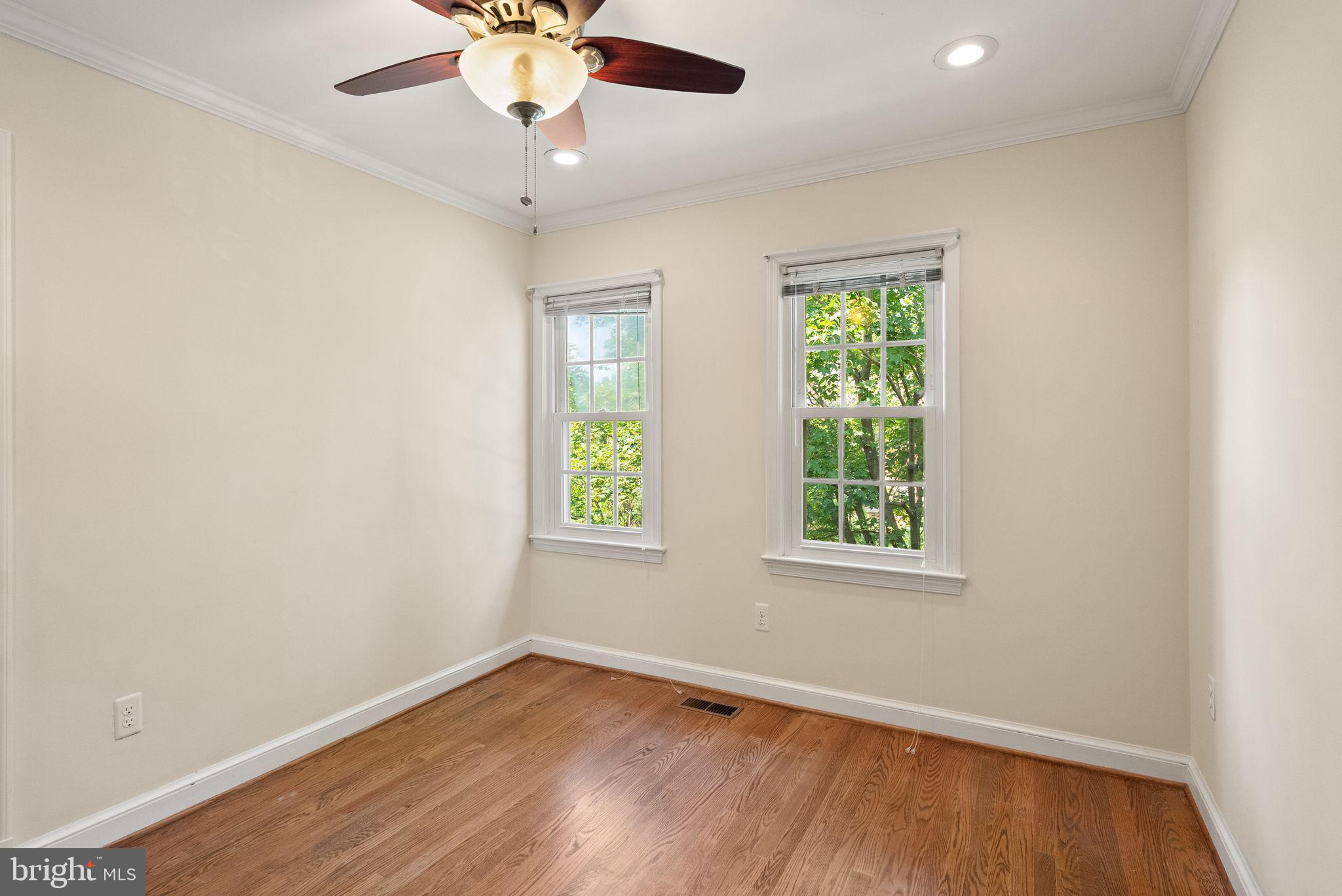 2345 South Rolfe Street Arlington, VA 22202 - Photo 43 of 75 Bedroom 2