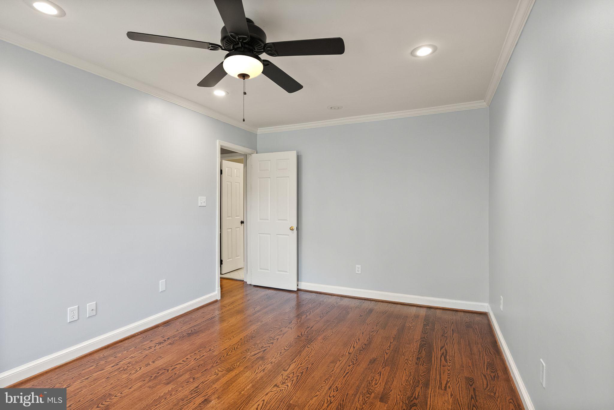 2345 South Rolfe Street Arlington, VA 22202 - Photo 48 of 75 Bedroom 3