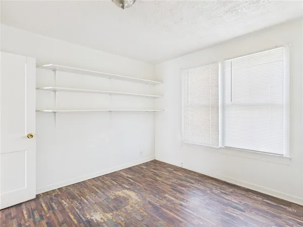 $1,350 | 138 Watson Lane, Bryan, TX 77801