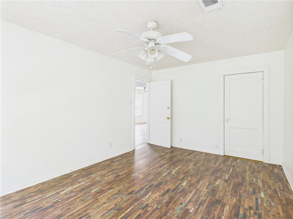 138 Watson Lane Bryan, TX 77801 - Photo 19 of 29