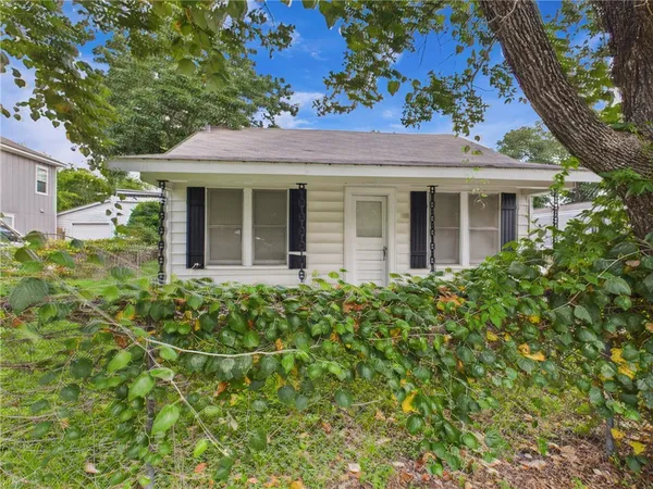 $1,350 | 138 Watson Lane, Bryan, TX 77801