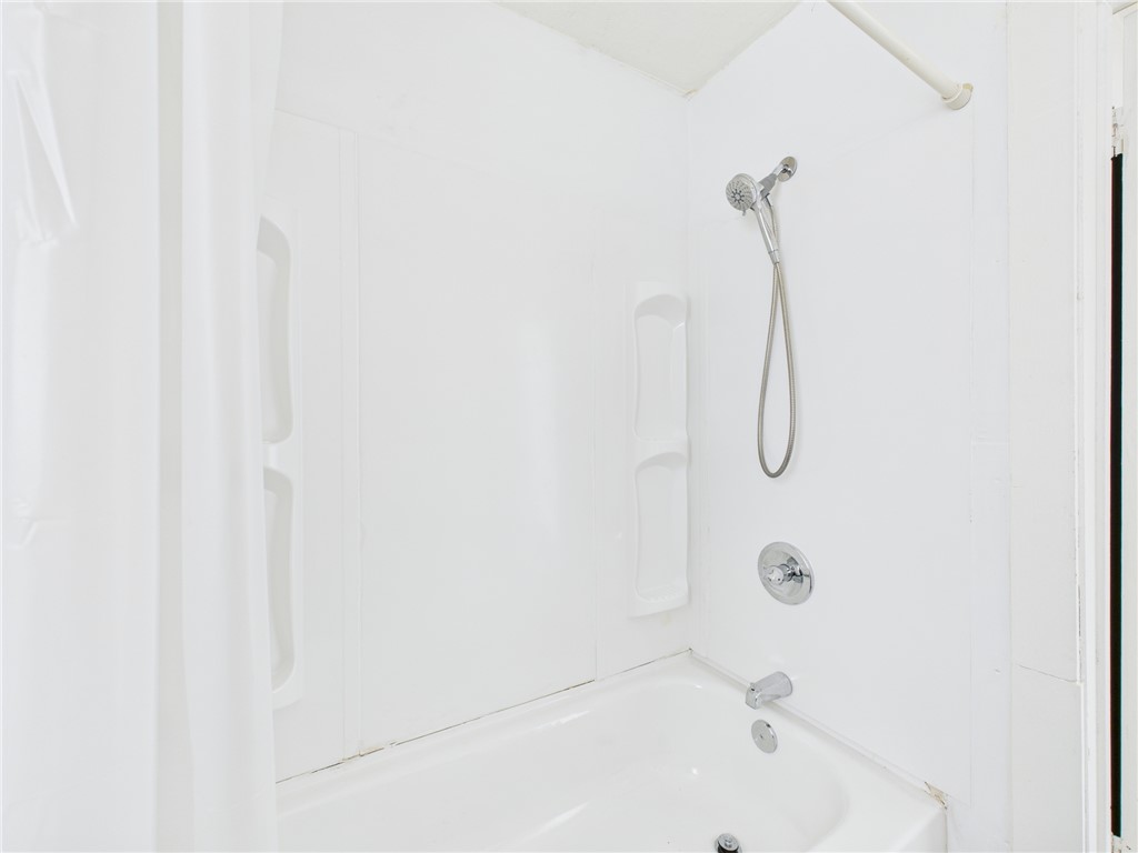 138 Watson Lane Bryan, TX 77801 - Photo 9 of 29