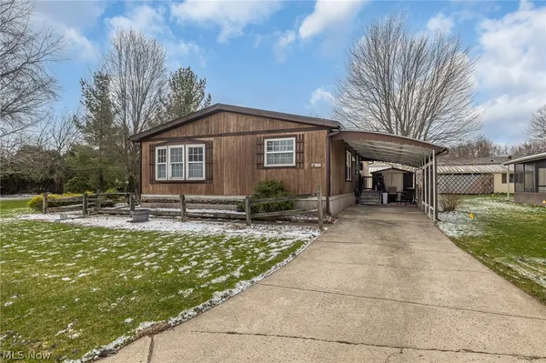 $69,900 | 63 Parkway Drive, Olmsted Falls, OH 44138
