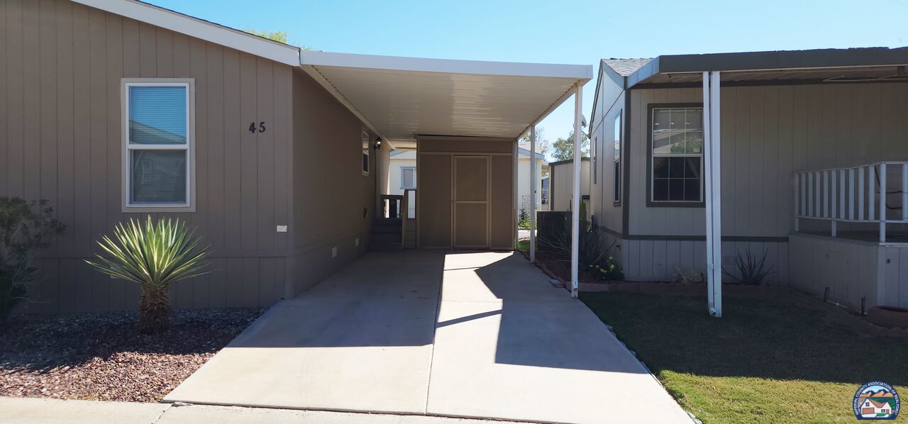 1601 Drew Road, Unit 45 El Centro, CA 92243 - Photo 2 of 28 Gallery Image 2
