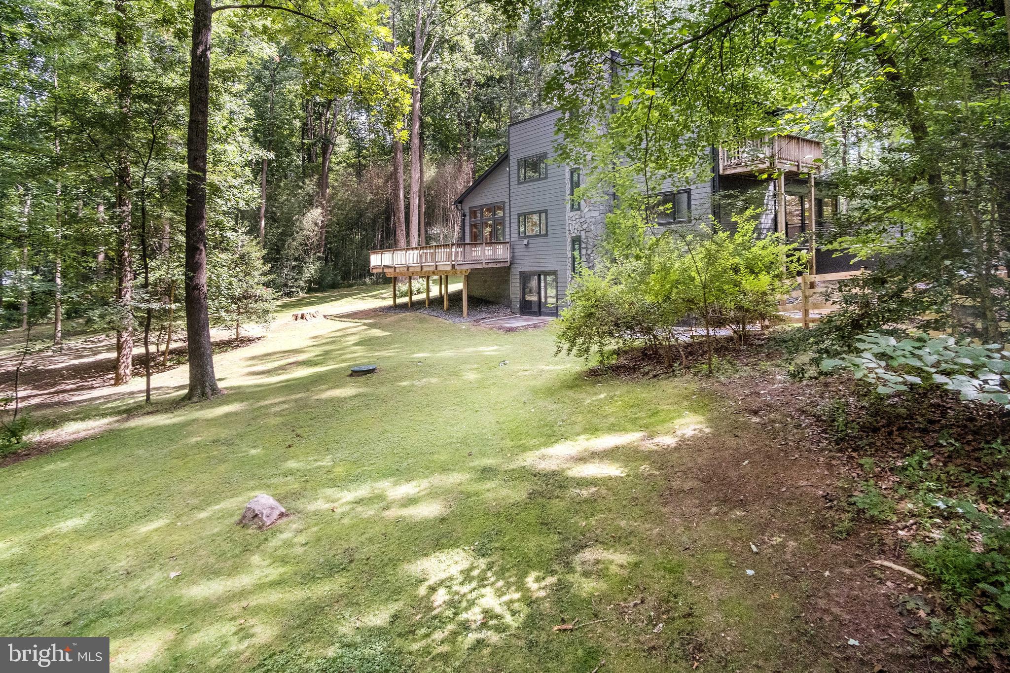 634 Springvale Road Great Falls, VA 22066 - Photo 11 of 67